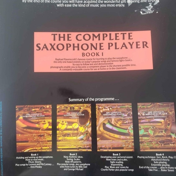 The Complete Saxophone Player Book 1 - Picture 2 of 3